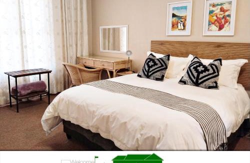 Trawal House | De Keurboom Guesthouse