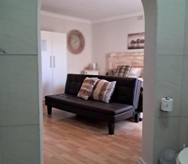 Kraaifontein House | Villa Mariss Guesthouse