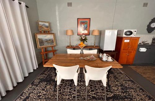 Hilton Apartment | Pied Cow Cottage