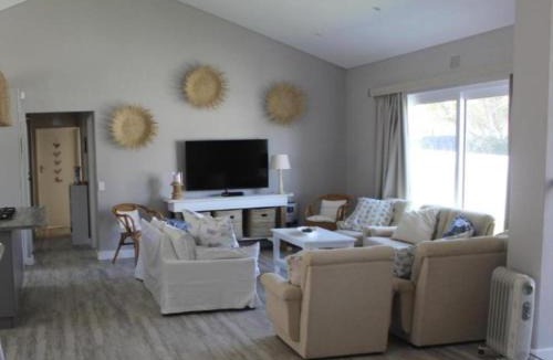 Voelklip House | Nest Egg Holiday Home Voëlklip