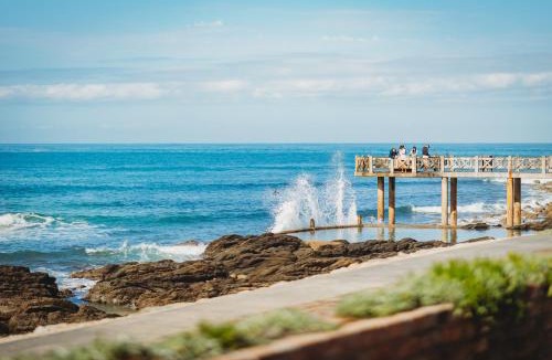 Victoria Bay Hotel | Silver Spray Beach Accommodation