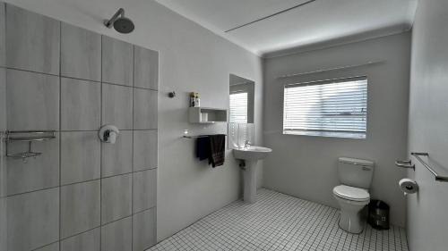 Gansbaai Ski Chalet | Blombos Self-Catering House