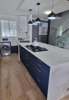 Waterfront Apartment | Modern Waterfront 2BR with stunning water views of canals