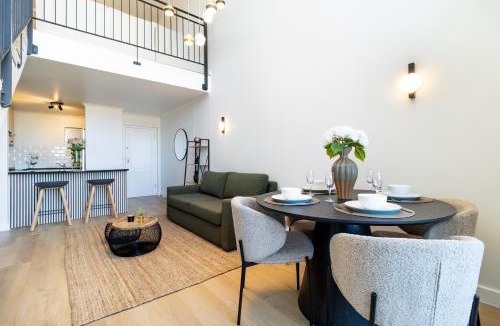 Century City Apartment | 2 Bedroom, Mountain View Penthouse, Century City