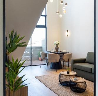 Century City Apartment | 2 Bedroom, Mountain View Penthouse, Century City
