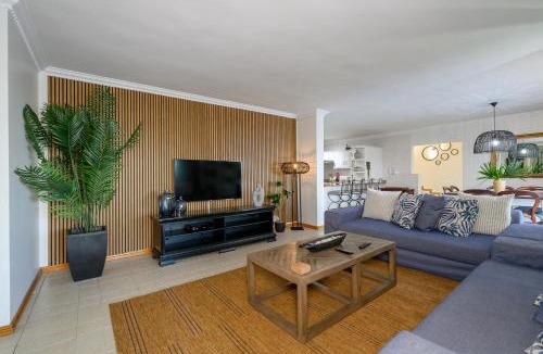 Umtentweni Apartment | Eagle Road Holiday Home