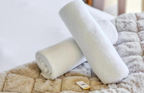 Camps Bay House | Camps Bay Luxury Family Retreat, Lush & Stylish