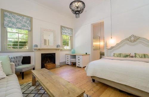 Claremont Apartment | Dream Guest Suite in Fabulous Edwardian Claremont
