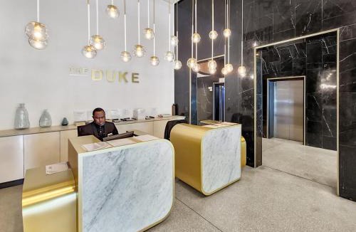 Cape Town City Centre Apartment | The Duke 1BR with City Views in CBD