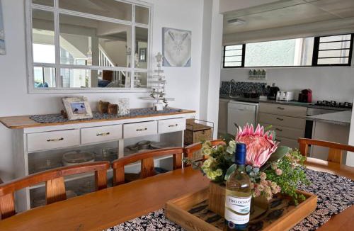 Witsand House | Baby Whale Bliss - Beachfront House