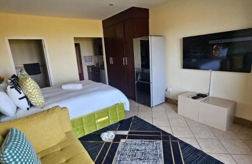 Port Edward Hotel | Ocean View Villas F3