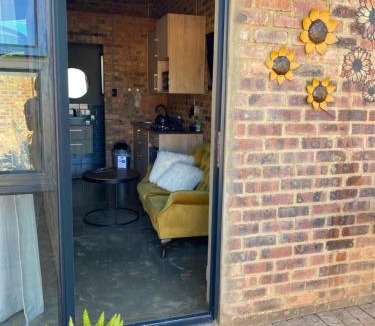 Alberton House | MK & R Guesthouse