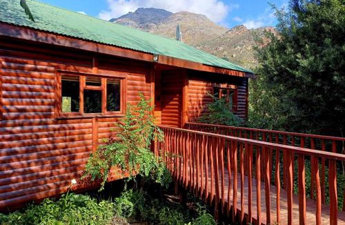 Ceres Ski Chalet | The River Siding