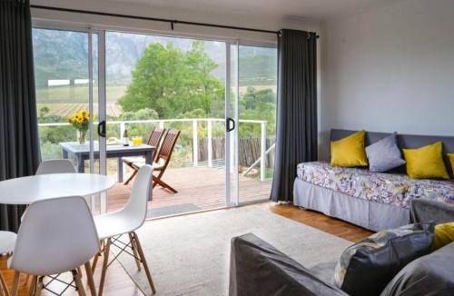 Boesmanspad Apartment | StayAtRunningStream