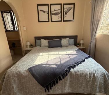 Amanzimtoti Apartment | Whale's Cove