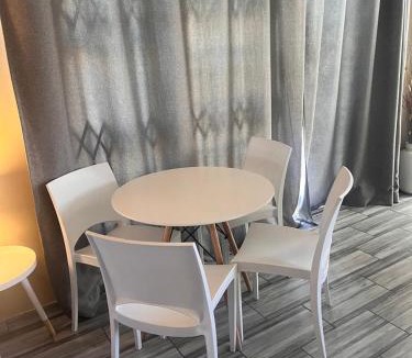 Beaufort West Apartment | Charlie's Place - Self catering studio