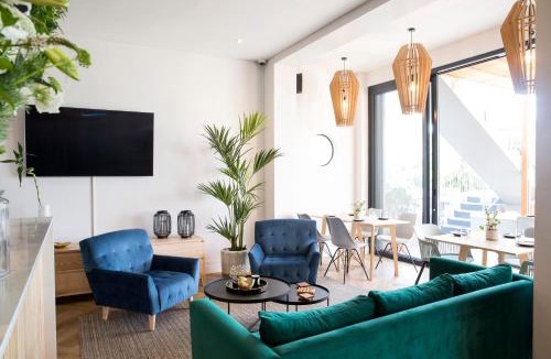 Three Anchor Bay Hotel | Antrim House by Totalstay