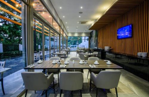 Greater Johannesburg Metropolitan Area Hotel | The Capital on Bath
