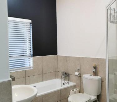 Walmer Apartment | Anyomi Zen