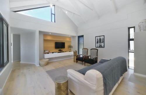 L'Agulhas Apartment | Fynbos Hill Luxury Accommodation