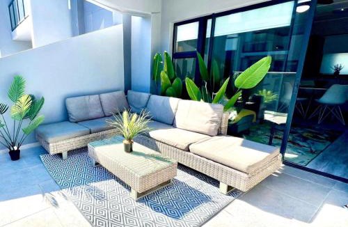 Mykonos Apartment | The Patio, 31 Millennial Arch