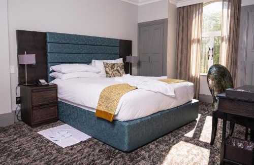 Scottsville Hotel | Golden Horse Hotel