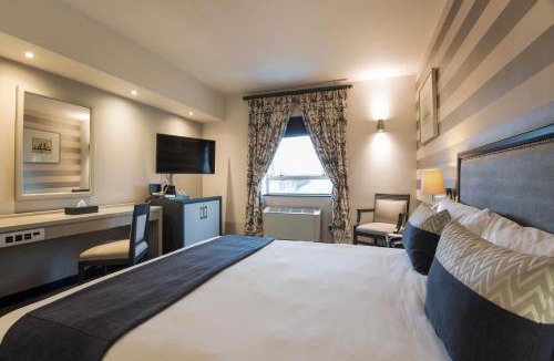 Victoria and Alfred Waterfront Hotel | The Portswood Hotel