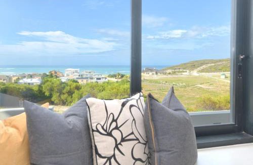 L'Agulhas Apartment | Fynbos Hill Luxury Accommodation