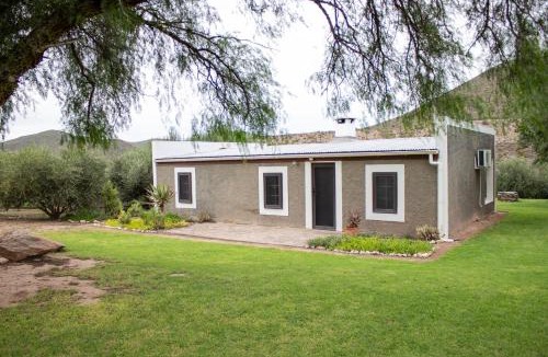 Calitzdorp House | Matjiesvlei Cottages