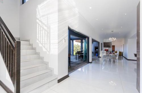 Pixley ka Seme Villa | T-Prop 44 Horsewood Zimbali