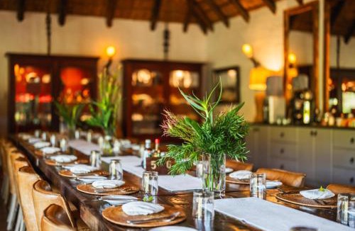 Grahamstown Cabin | Lalibela Wildlife Reserve - Mark's Camp Family Lodge