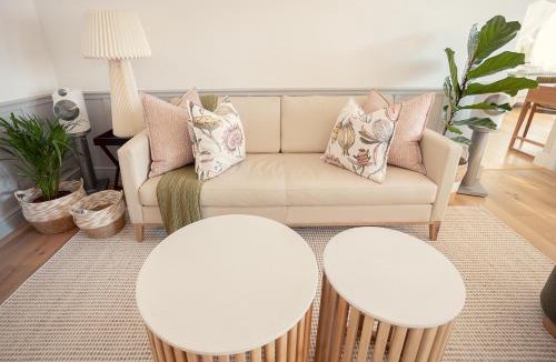 Franschhoek Apartment | Roubaix House - A Heritage Retreat in the Heart of Franschhoek