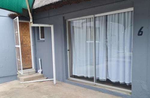 Phalaborwa House | Shabi's Guest Lodge
