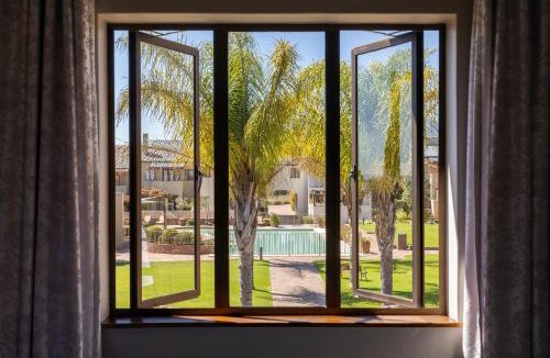 Koelenhof Hotel | Devonvale Golf & Wine Estate