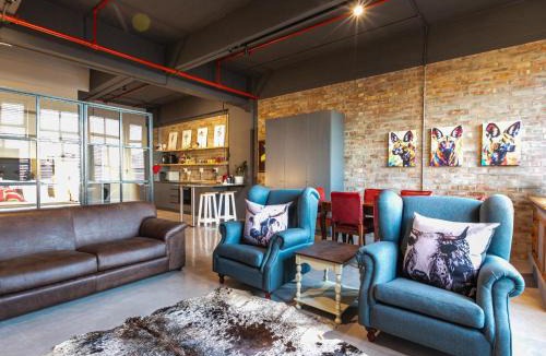Salt River Apartment | 105 Queens Park
