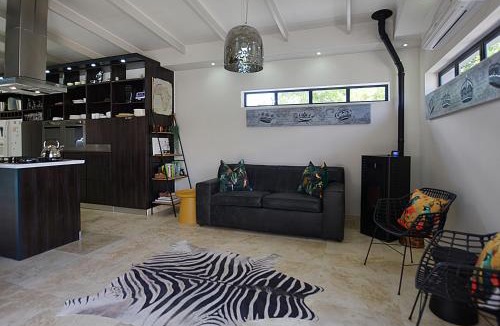 Edgemead Apartment | Crown Comfort - Affordable luxury - Private Pool & Hot Tub Under Roof