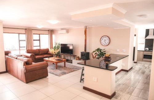 Westcliff Apartment | Hermanus Reefs