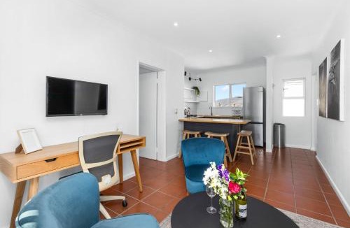 Big Bay Apartment | Big Bay Beach Club 123