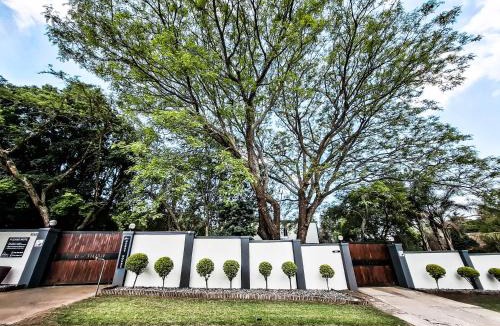 Piet Retief House | B at Home Guest House