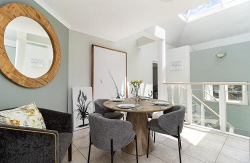 Hout Bay Apartment | Beachfront Villa Sea Breeze Hout Bay Cape Town