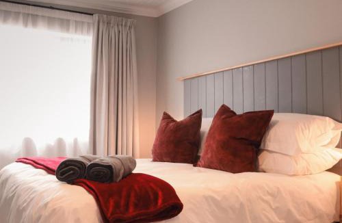 Knysna Central Apartment | Heart House