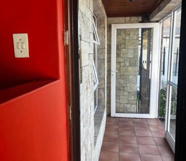Eikenbosch House | VB Accomodation (STATION HOME)