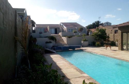 Melkbosstrand House | Ocean Glimpse