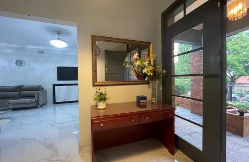Linden House | Leafy home in the heart of Linden with Pool