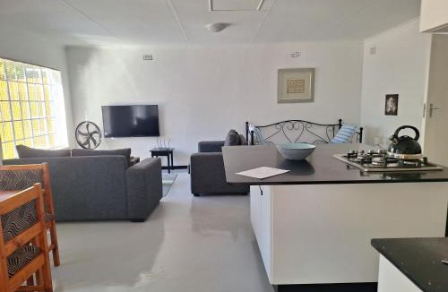 Howick House | Siesta Guest House