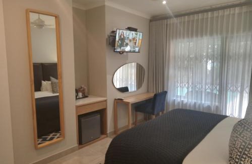 Shelly Beach House | Tropical Beach Boutique Guesthouse