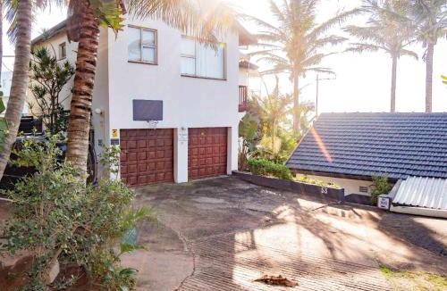 Shaka's Rock Apartment | Ocean Gorge Seafront Accommodation