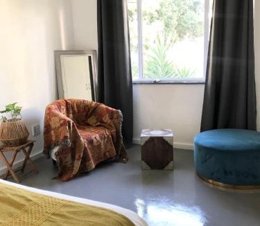 Flamingo Vlei House | Bird Song Cottage - Table View