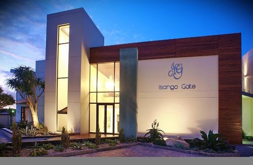 Pollok Beach Hotel | Isango Gate