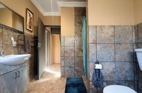 Vredefort Ski Chalet | Honeypot Fly Fishing Eco Chalet